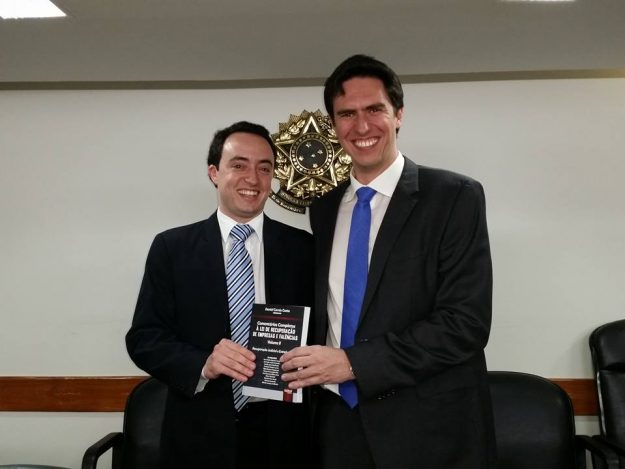 Filipe Marques Mangerona e Fernando Pompeu Luccas lançam obra coletiva em São Paulo